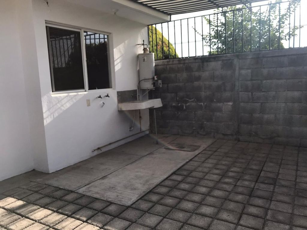 casa-en-renta-en-paseos-del-bosque-3-rec-25-baos-patio5-36765