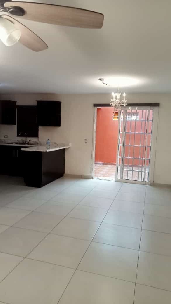 casa-en-renta-en-urbi-quinta-del-cedro-sur4-38379