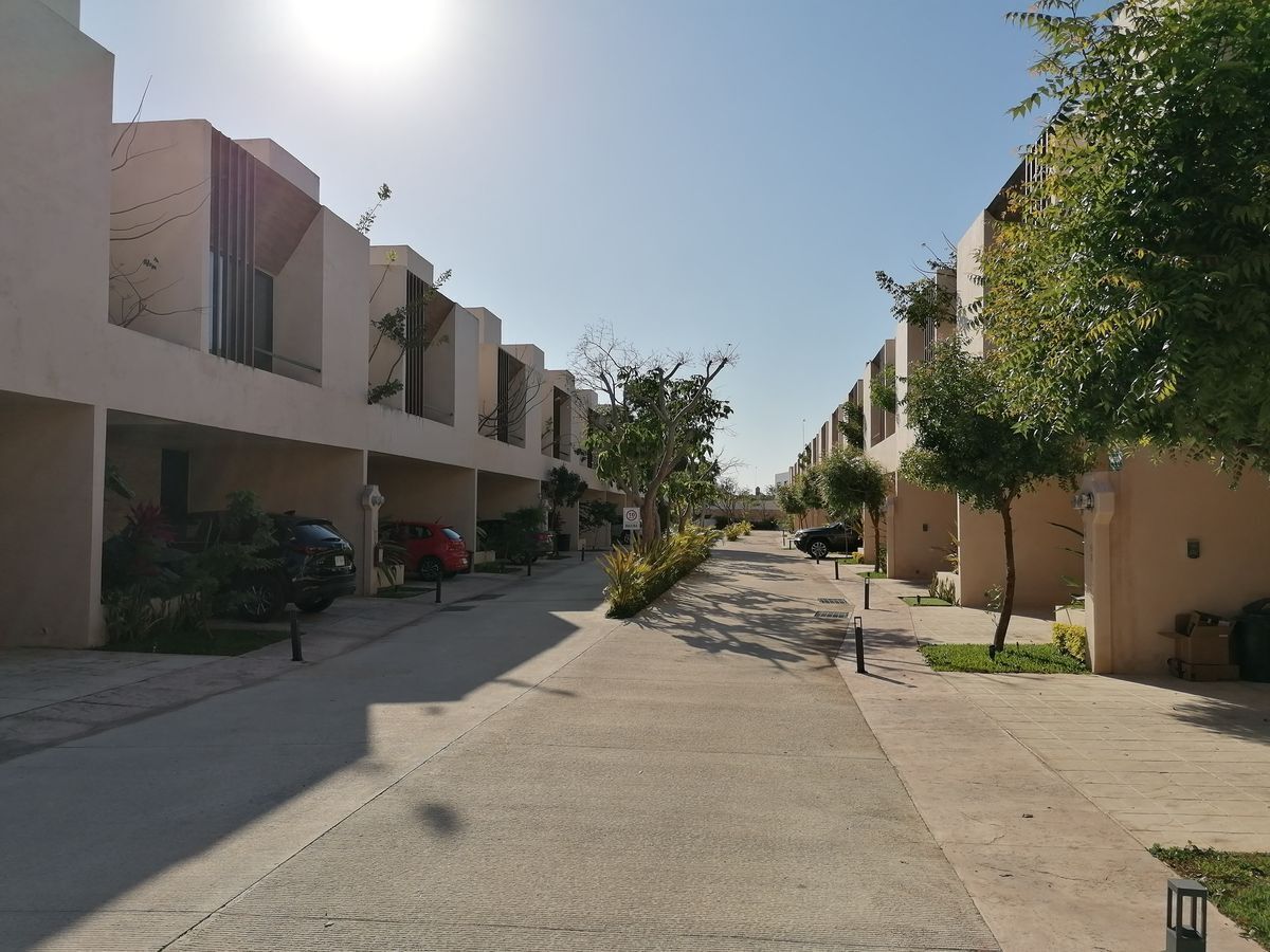 casa-en-renta-merida-tipo-townhouse-2-recamaras-alberca-en-cholul2-28093