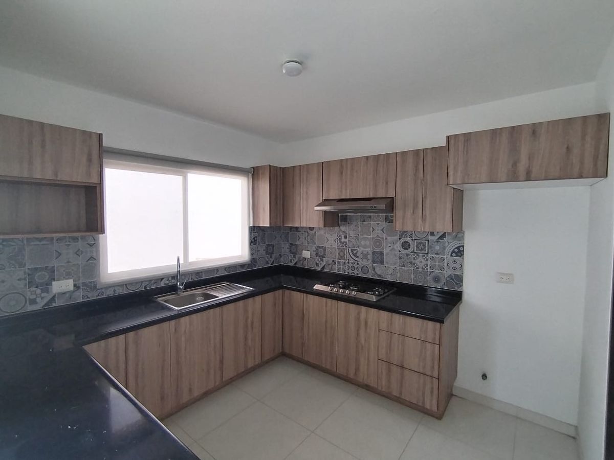 casa-en-renta-residencial-pontevedra-zona-sur-bosques-de-santa-anita21-31809