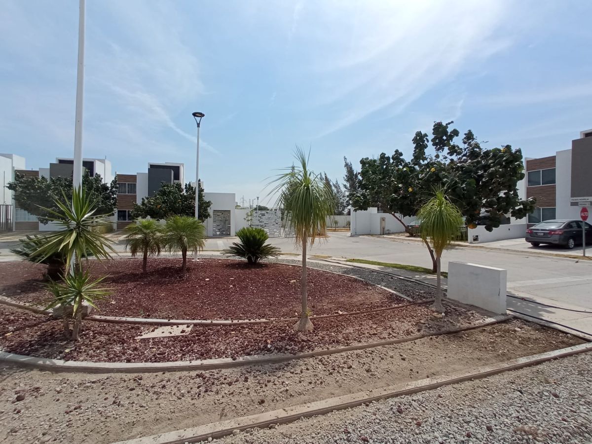 casa-en-renta-residencial-pontevedra-zona-sur-bosques-de-santa-anita26-31809