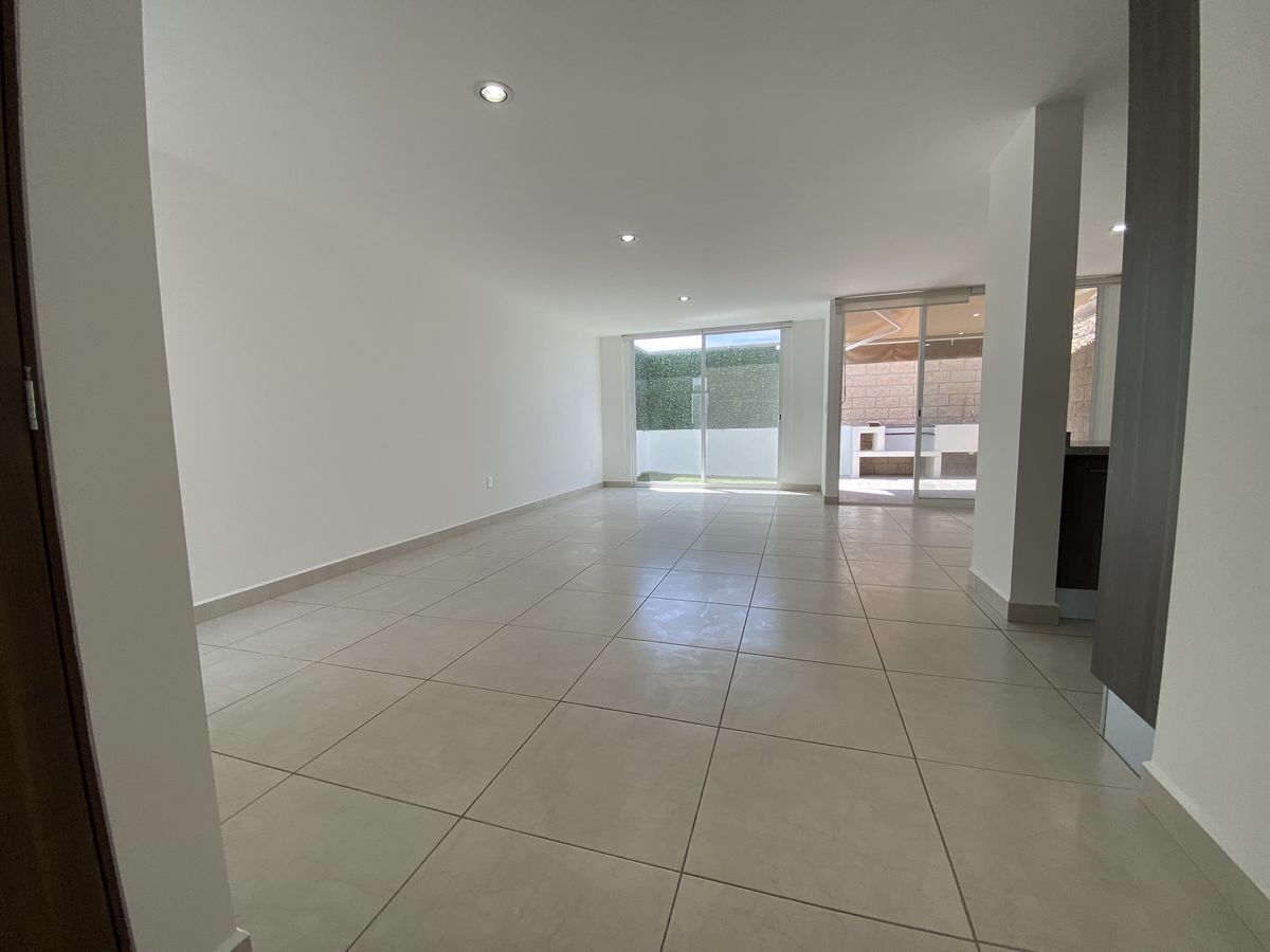 casa-en-renta-zakia-qro-en-condominio-con-excelentes-acabados3-30052