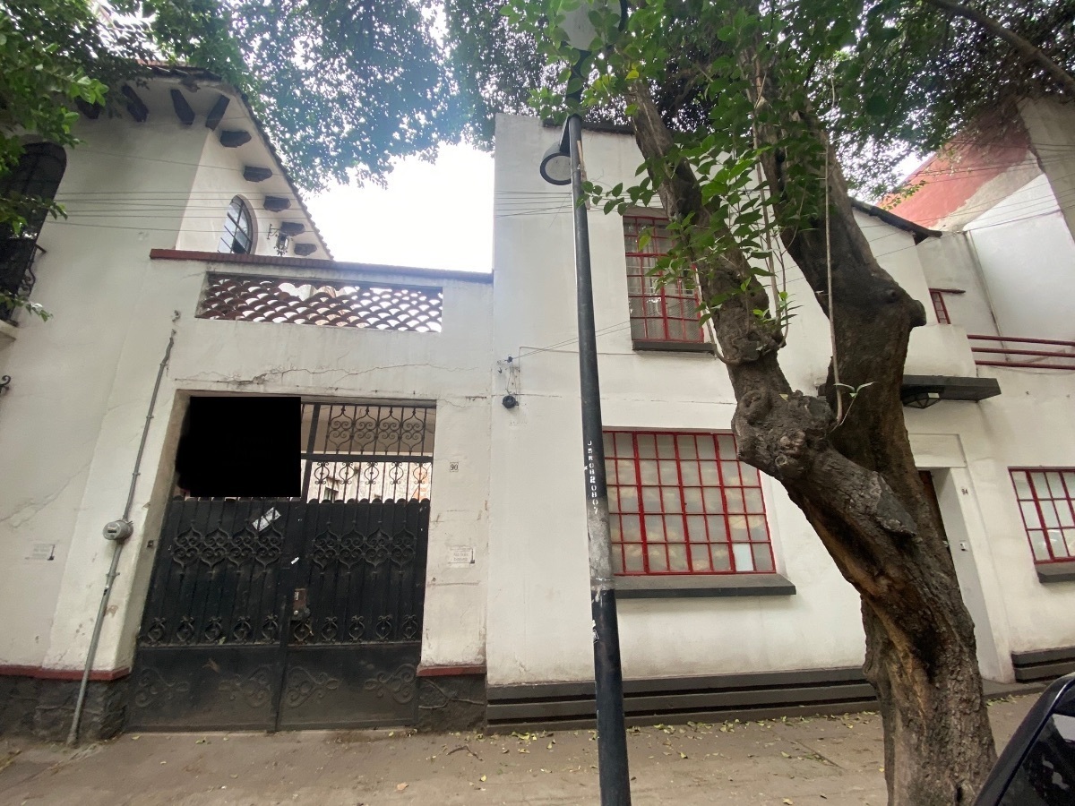 CASA EN VENTA - COLONIA CUAUHTEMOC