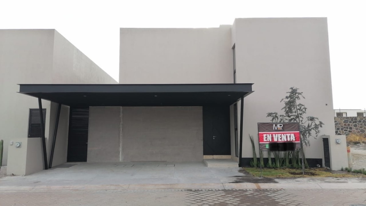 casa-en-venta--colonia-lomas-del-campanario-norte1-29414