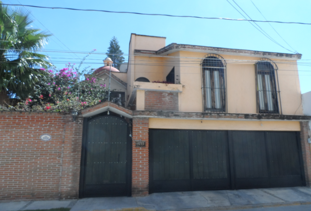 casa-en-venta--frente-al-parque-del-arte2-11486