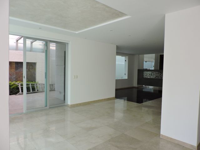 casa-en-venta--o-renta-en-coto-en-fracc-puerta-de-hierro2-30413