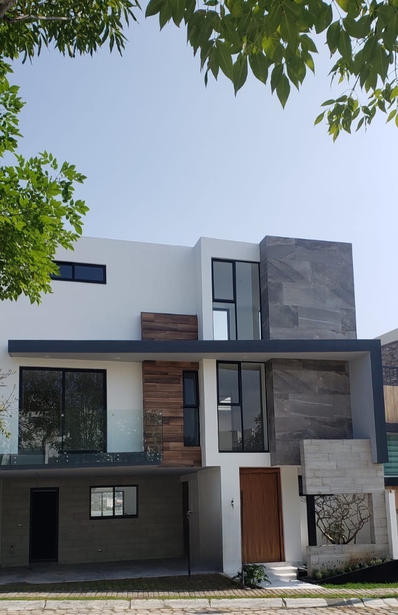 CASA EN VENTA  PARQUE CUERNAVACA LOMAS DE ANGELOPOLIS