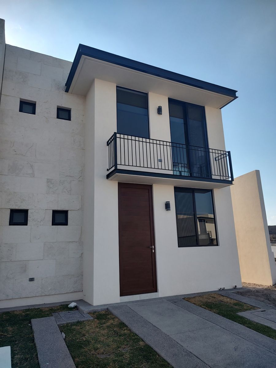 CASA EN VENTA  RESIDENCIAL EN  CIMATARIO C.P. 76030