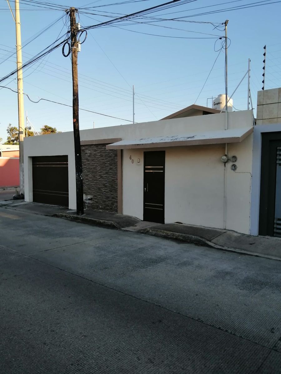 CASA EN VENTA, 2 RECAMARAS. CARMEN, CAMPECHE.