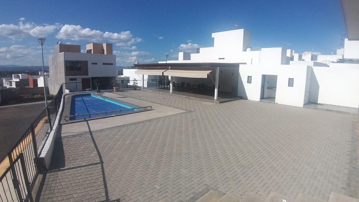 casa-en-venta-3-recmaras-con-roof-en-punta-esmeralda-quertaro20-12369