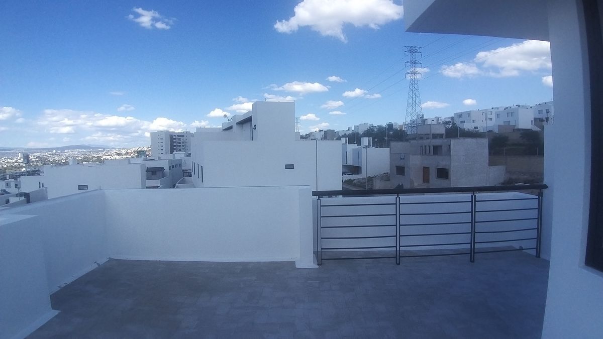 casa-en-venta-3-recmaras-con-roof-en-punta-esmeralda-quertaro32-12369