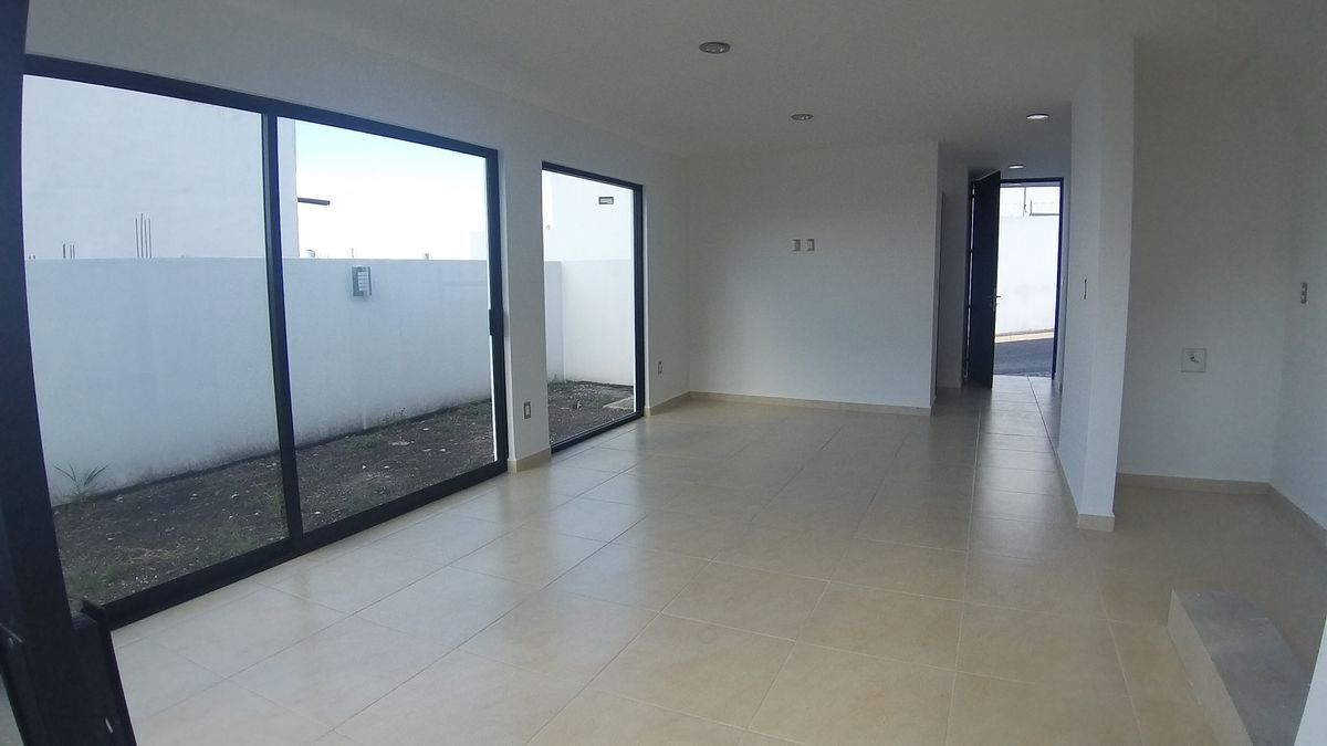 casa-en-venta-3-recmaras-con-roof-en-punta-esmeralda-quertaro7-12369