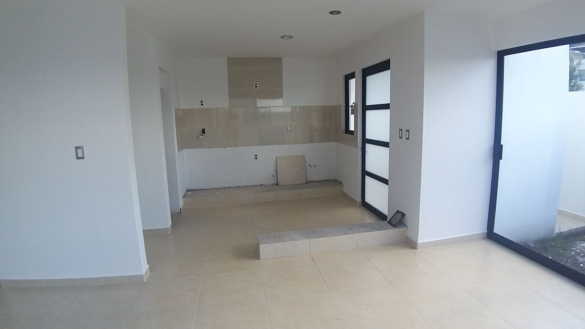 casa-en-venta-3-recmaras-con-roof-en-punta-esmeralda-quertaro9-12369