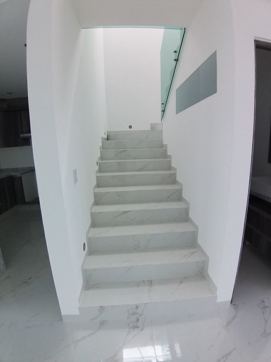 casa-en-venta-4-recamaras--fraccionamiento--el-refugio-queretaro13-12597