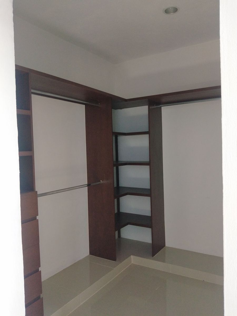 casa-en-venta-4-recamaras-una-en-planta-baja-al-norte-de-merida9-12064