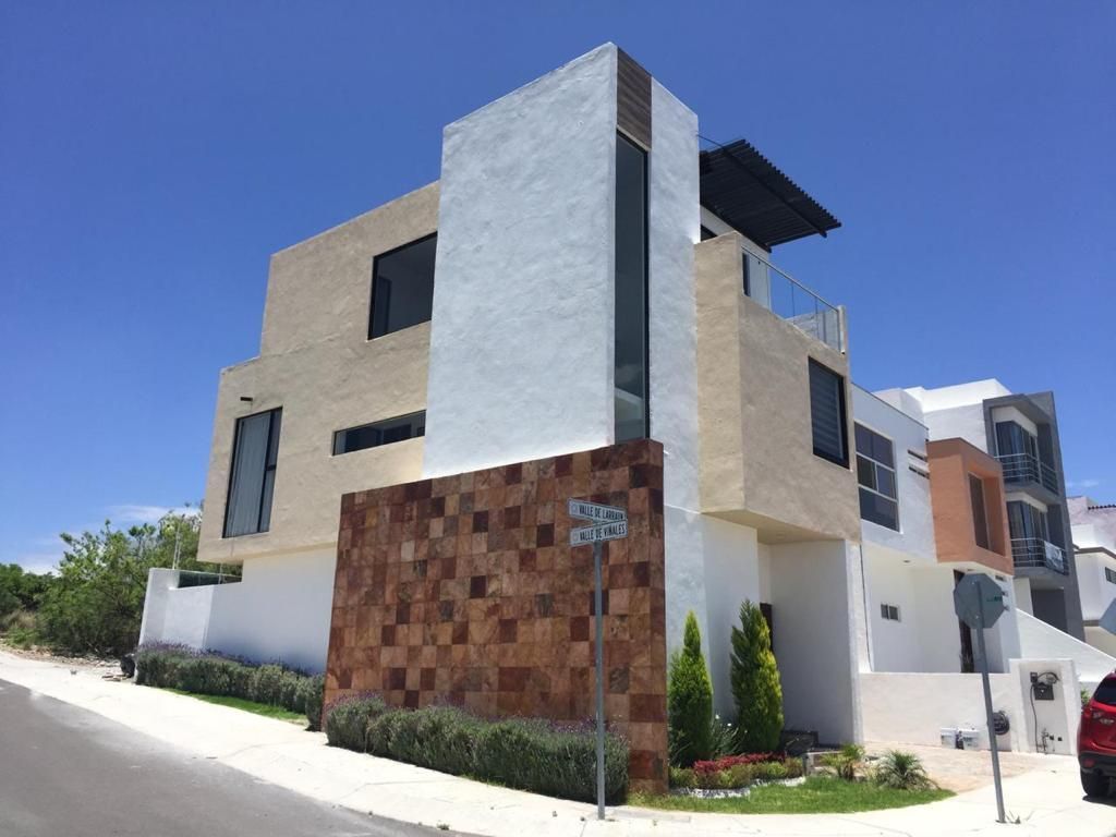 casa en venta 4 recamaras Zibatá Querétaro