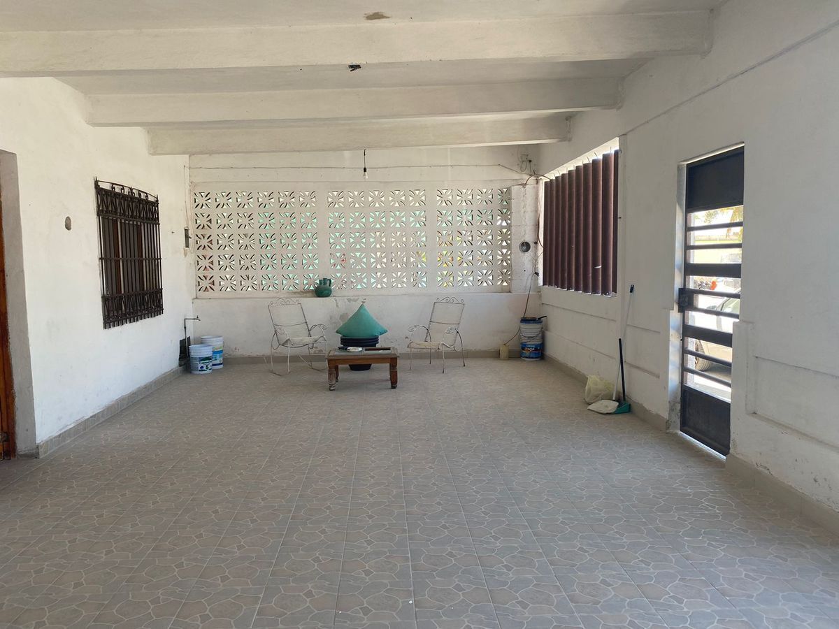 casa-en-venta-a-una-esquina-malecon-internacional-de-progreso2-37251