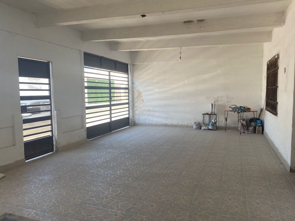 casa-en-venta-a-una-esquina-malecon-internacional-de-progreso3-37251