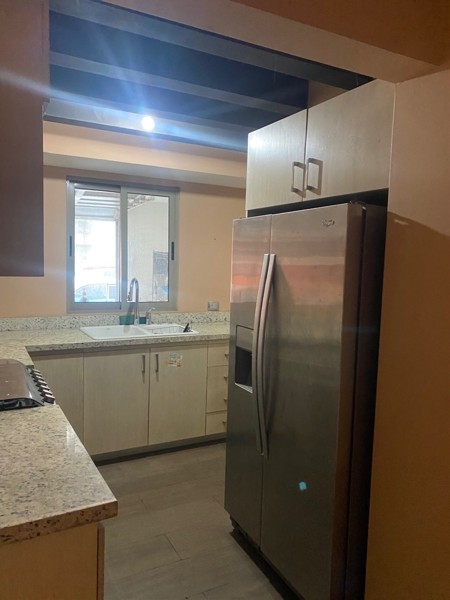 casa-en-venta-a-unos-metros-de--avenida--huinala12-14115