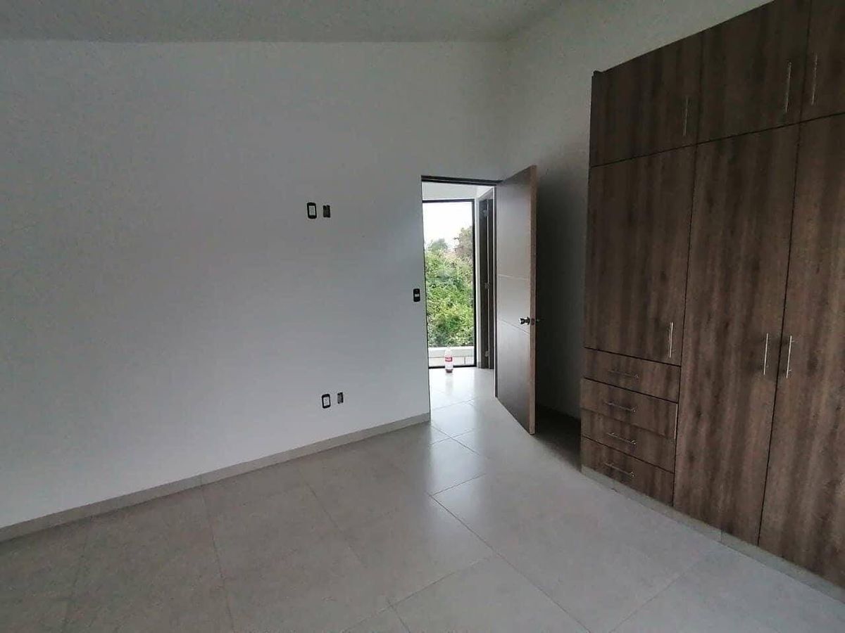 casa-en-venta-al-norte-de-cuernavaca18-36738