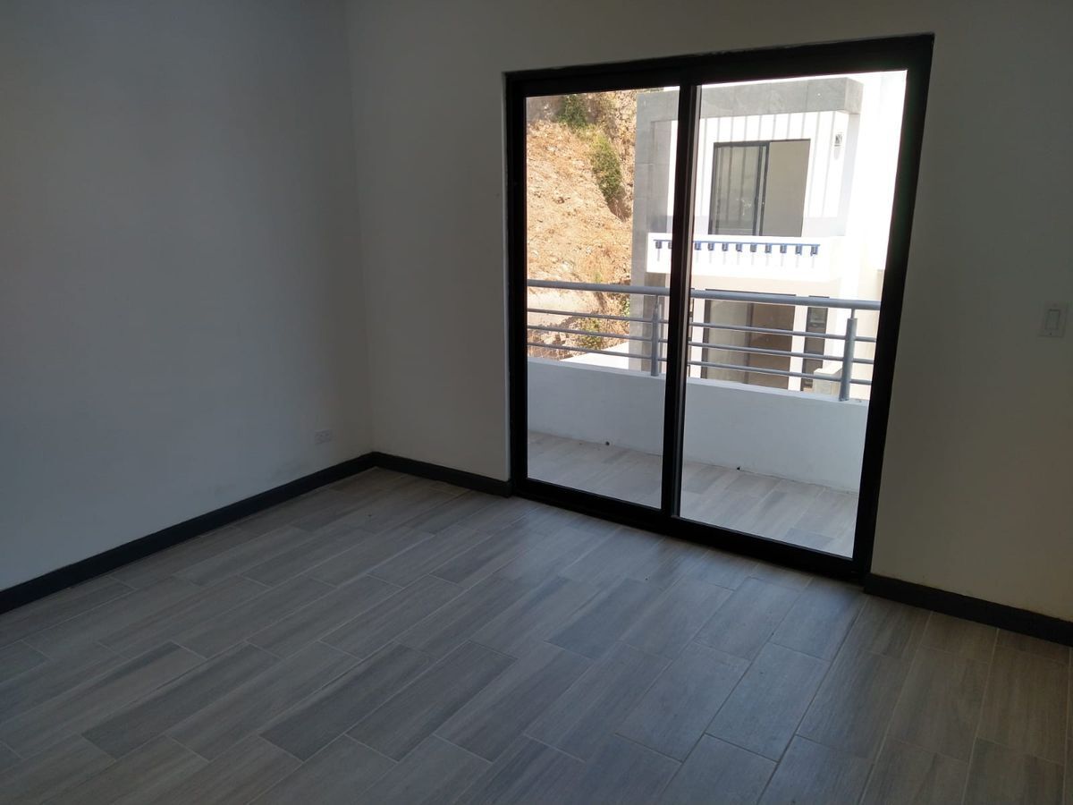 casa-en-venta-blvd-cuauhtemoc-sur15-20505