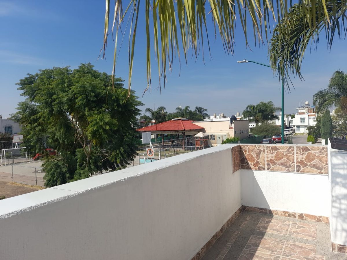 casa-en-venta-brisas-del-pedregal-al-sur-de-len-por-salida-a-eje-metropolitano45-28289