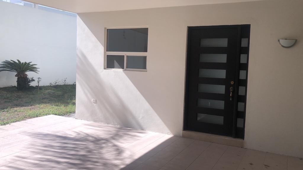 casa-en-venta-cjardn-amplio-cumbres-elite2-33463