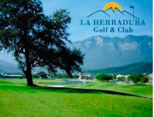 casa-en-venta-club-de-golf-la-herradura-carretera-nacional-monterrey-alberca8-37348