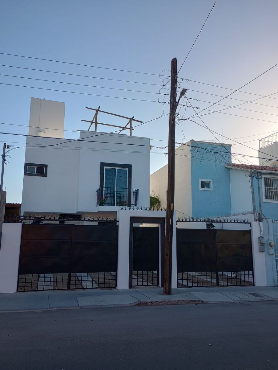 casa-en-venta-col-manglito-con-vista-a-la-playa2-32124