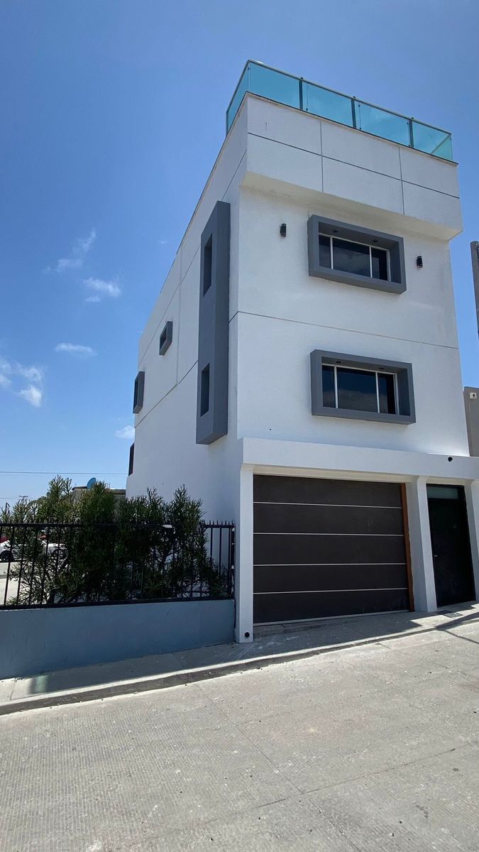 CASA EN VENTA COLINAS DE LA PRESA AMPLIADA