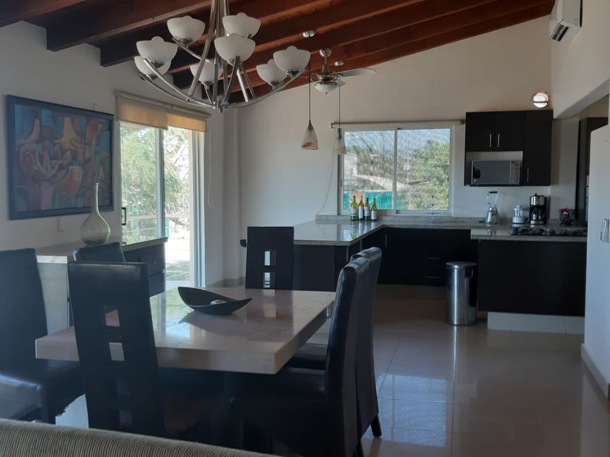 casa-en-venta-con-alberca-en-colonia-independencia-puerto-vallarta23-11763