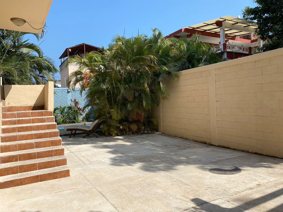 casa-en-venta-con-alberca-en-colonia-independencia-puerto-vallarta34-11763