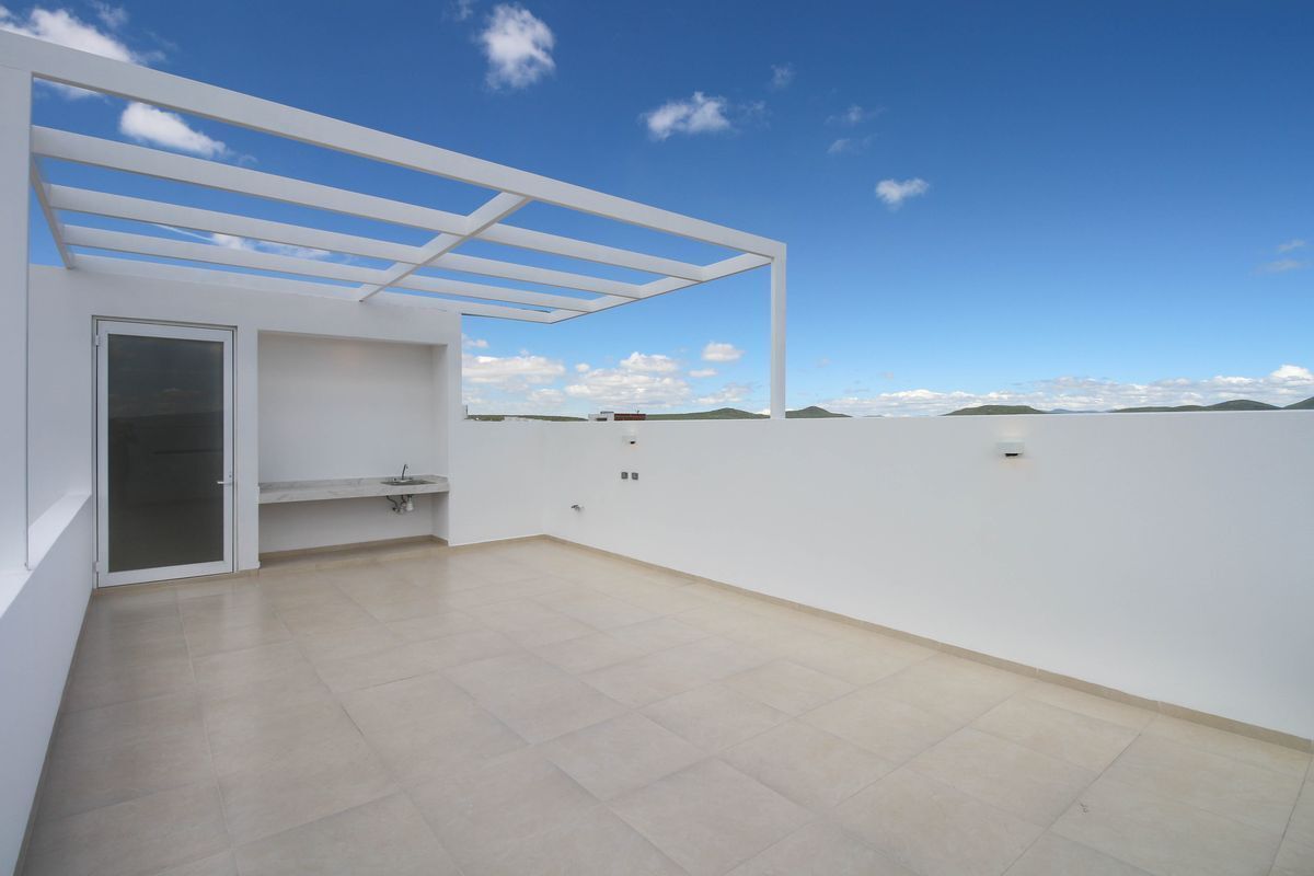 casa-en-venta-con-doble-altura-y-roof-garden-zibat27-30361