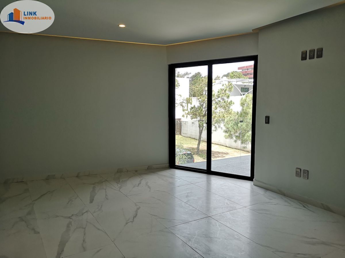 casa-en-venta-con-doble-roof-y-sotano17-11579