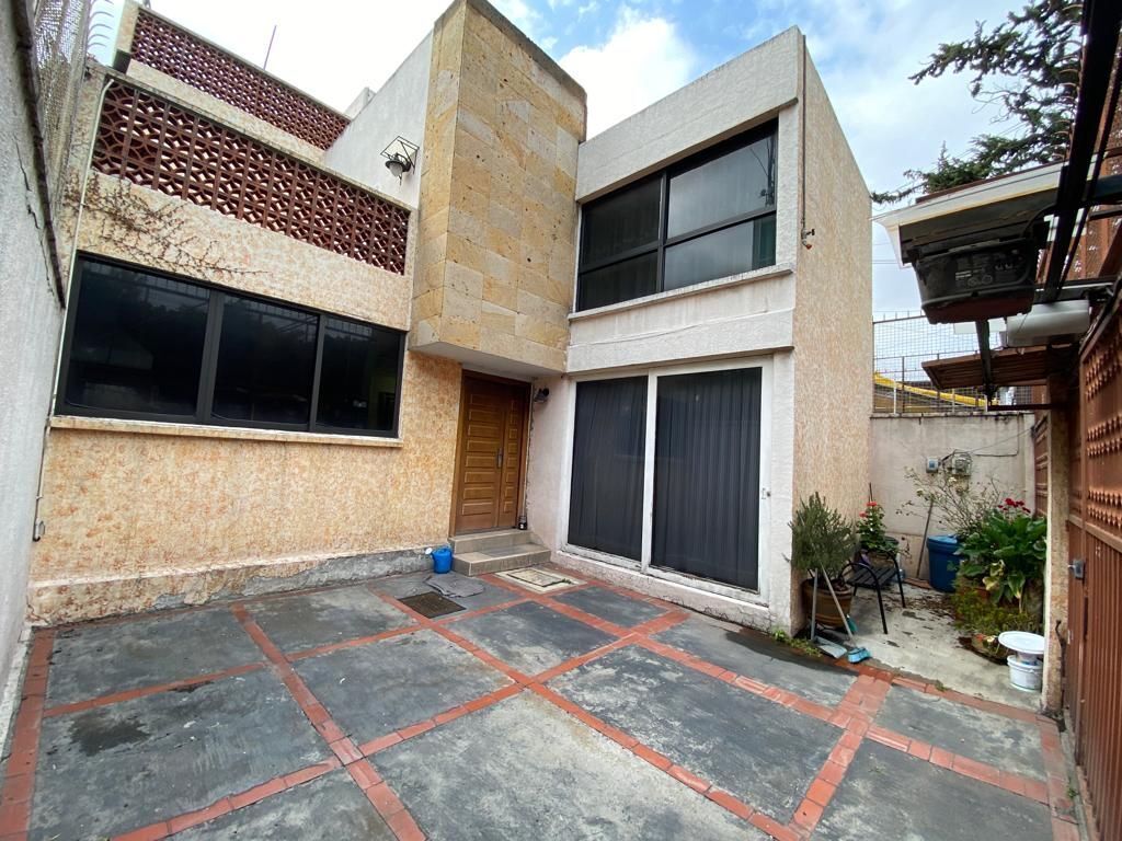 casa-en-venta-con-hermoso-jardn-en-sinatel33-14803