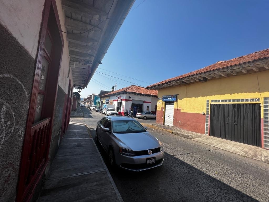 casa-en-venta-con-locales-comerciales-en-uruapan-michoacan4-36648