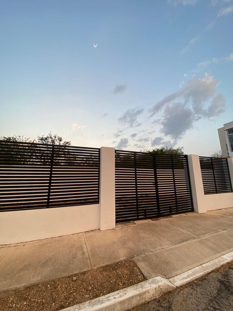 casa-en-venta-con-recmara-en-planta-baja-en--la-ciudadela-mrida-yucatn2-36989