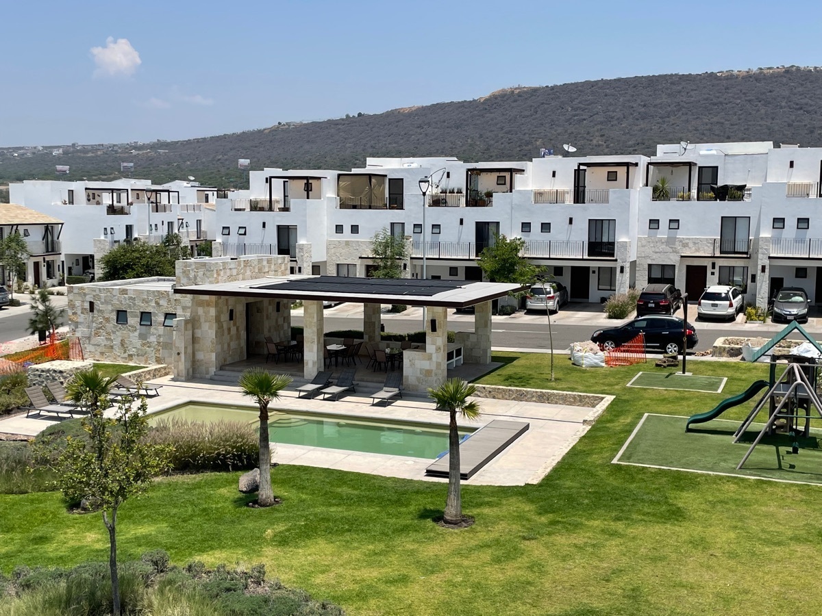 casa-en-venta-con-roof-garden-en-el-refugio19-18545