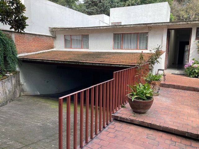 casa-en-venta-con-seguridad-lomas-de-vista-hermosa2-11632