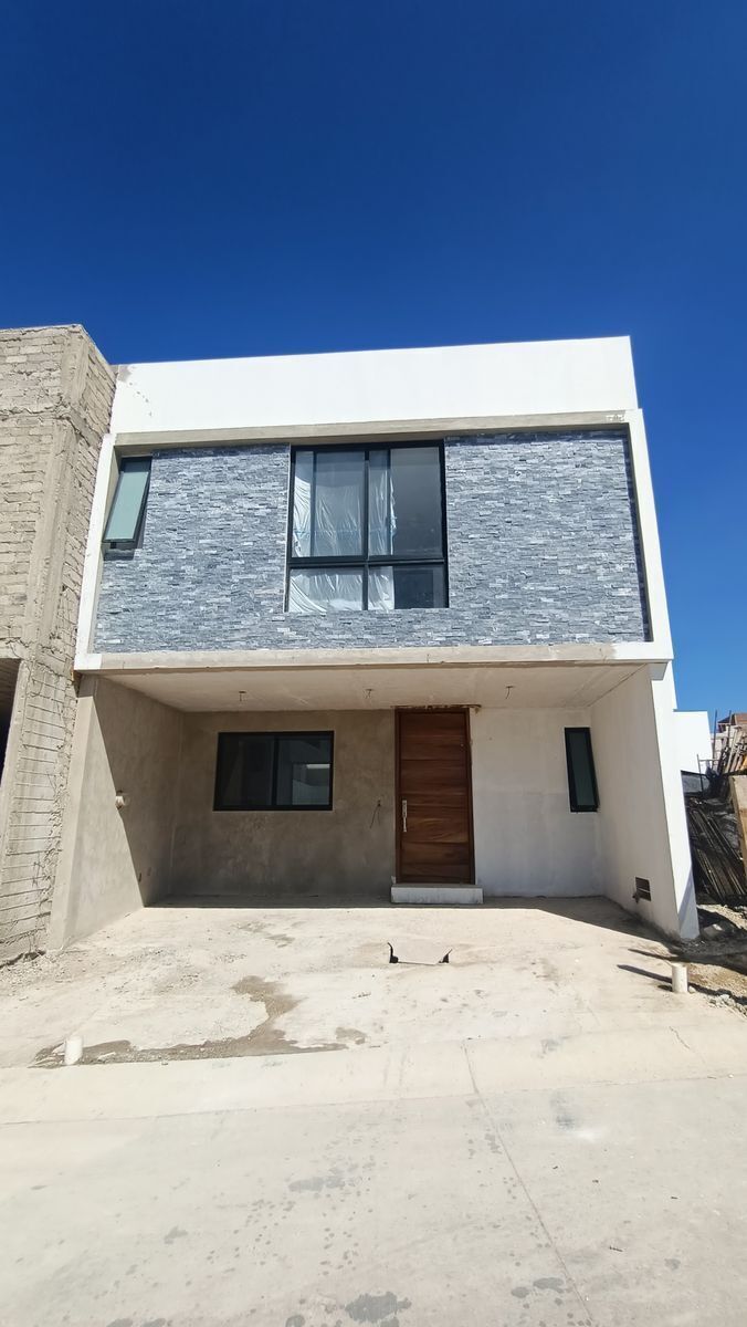 casa-en-venta-coto-carrara-en-capital-norte--zapopan-con-3-niveles2-30908