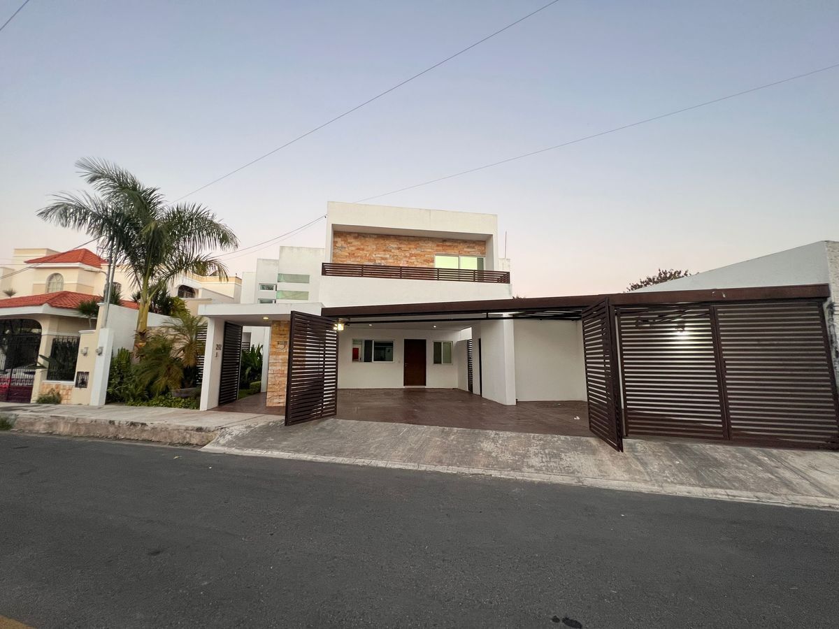 Casa en venta de 3 habitaciones y piscina, al norte de Mérida