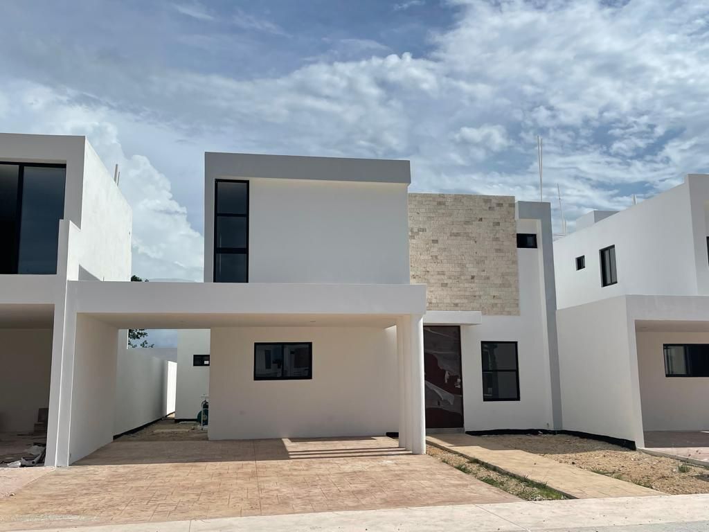 Casa en venta de 3 habitaciones y piscina, al norte de Mérida