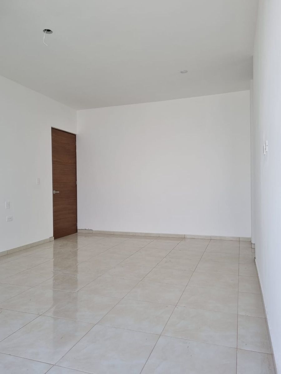 casa-en-venta-de-una-planta-y-amplio-terreno-en-dzitya--norte-de-mrida17-38123