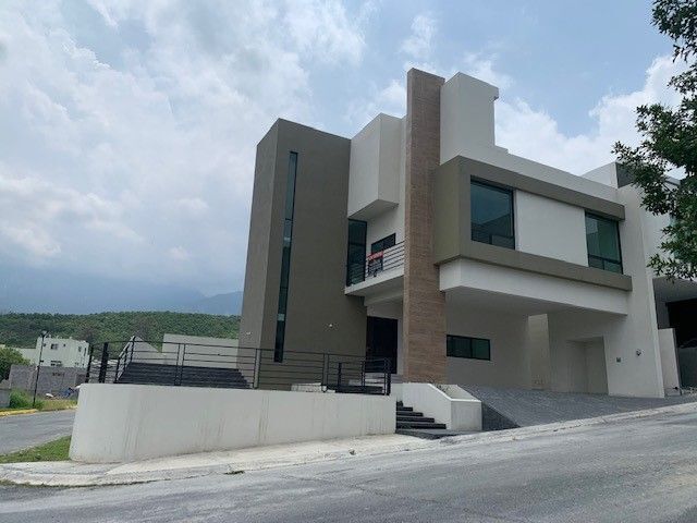 Casa En Venta En   Landana Residencial, Monterrey, Nuevo León