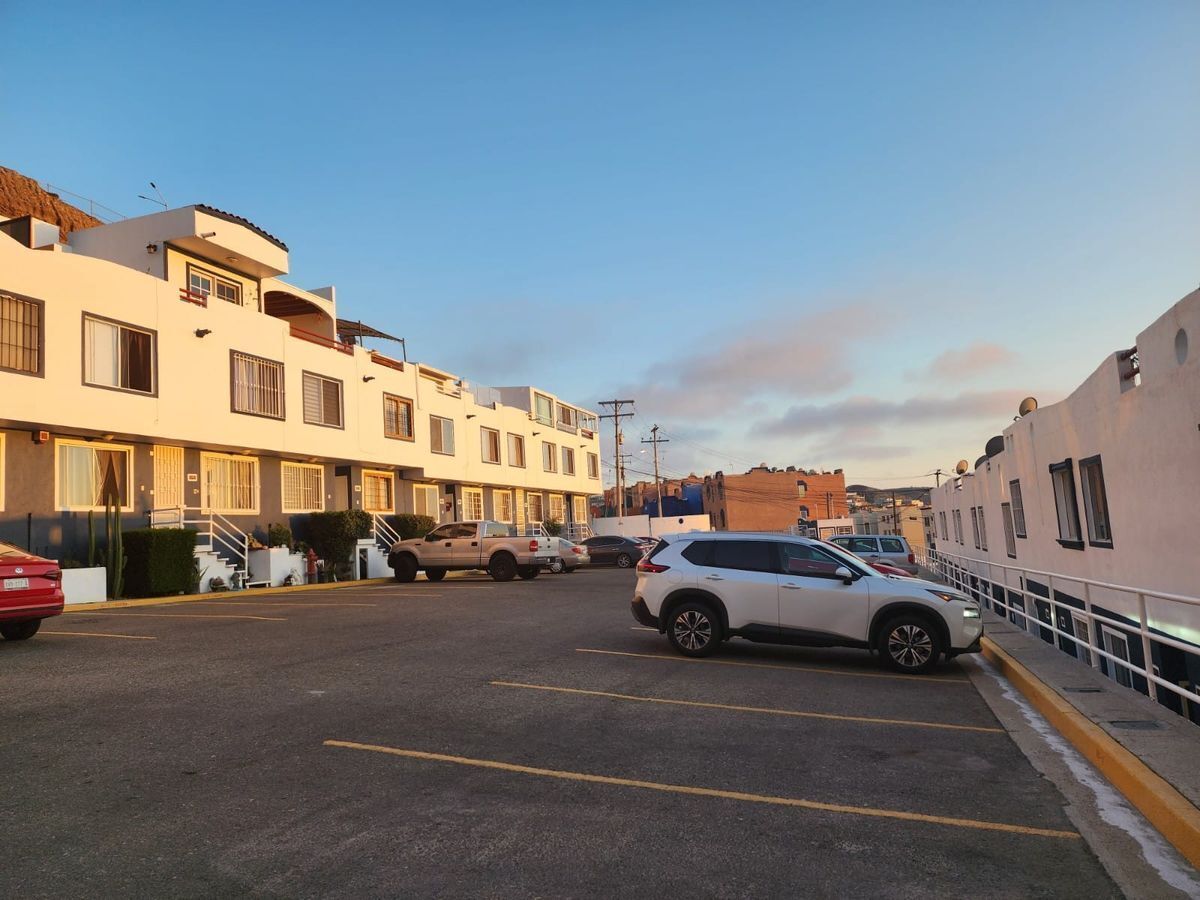 Casa en Venta En  Playas de Tijuana, Totalmente Remodelada