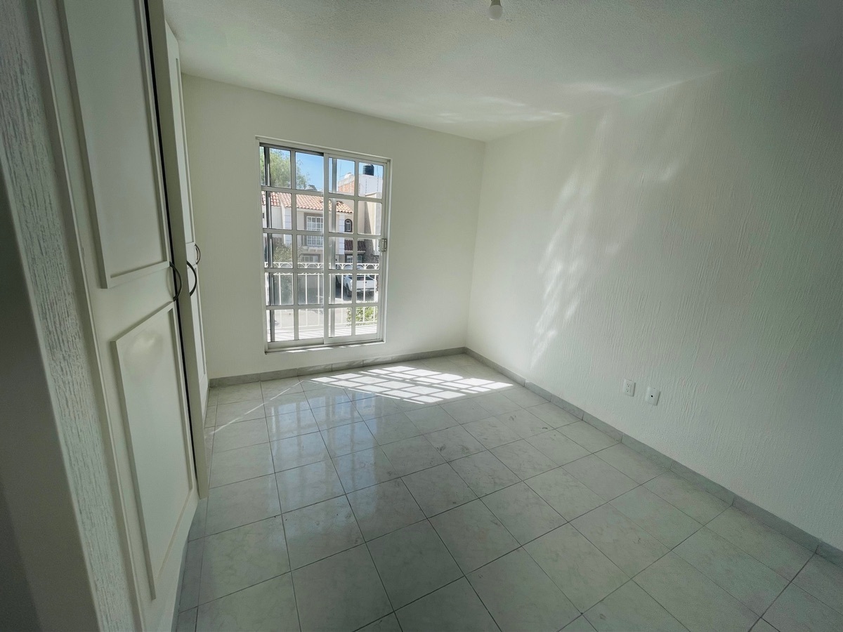 casa-en-venta-en-barrio-de-guadalupe-a-5-minutos-de-poliforum11-28624