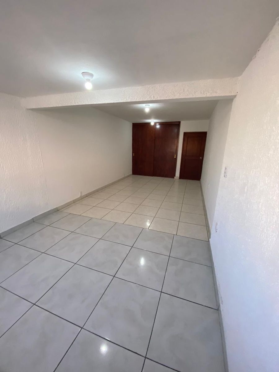 casa-en-venta-en-basilio-e-aguilar-san-isidro-guadalajara14-27110