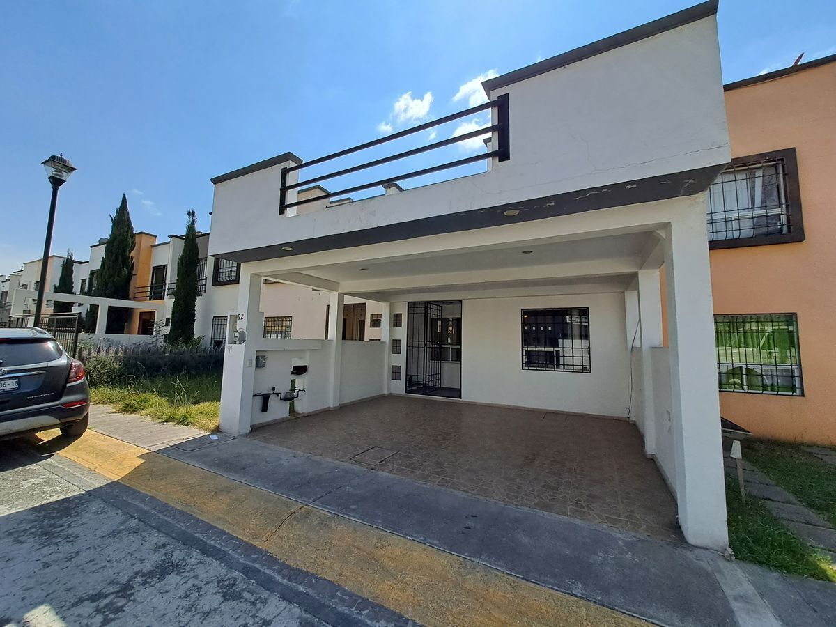 casa-en-venta-en-bosques-de-cantabria-zona-aeropuerto-de-toluca2-25498