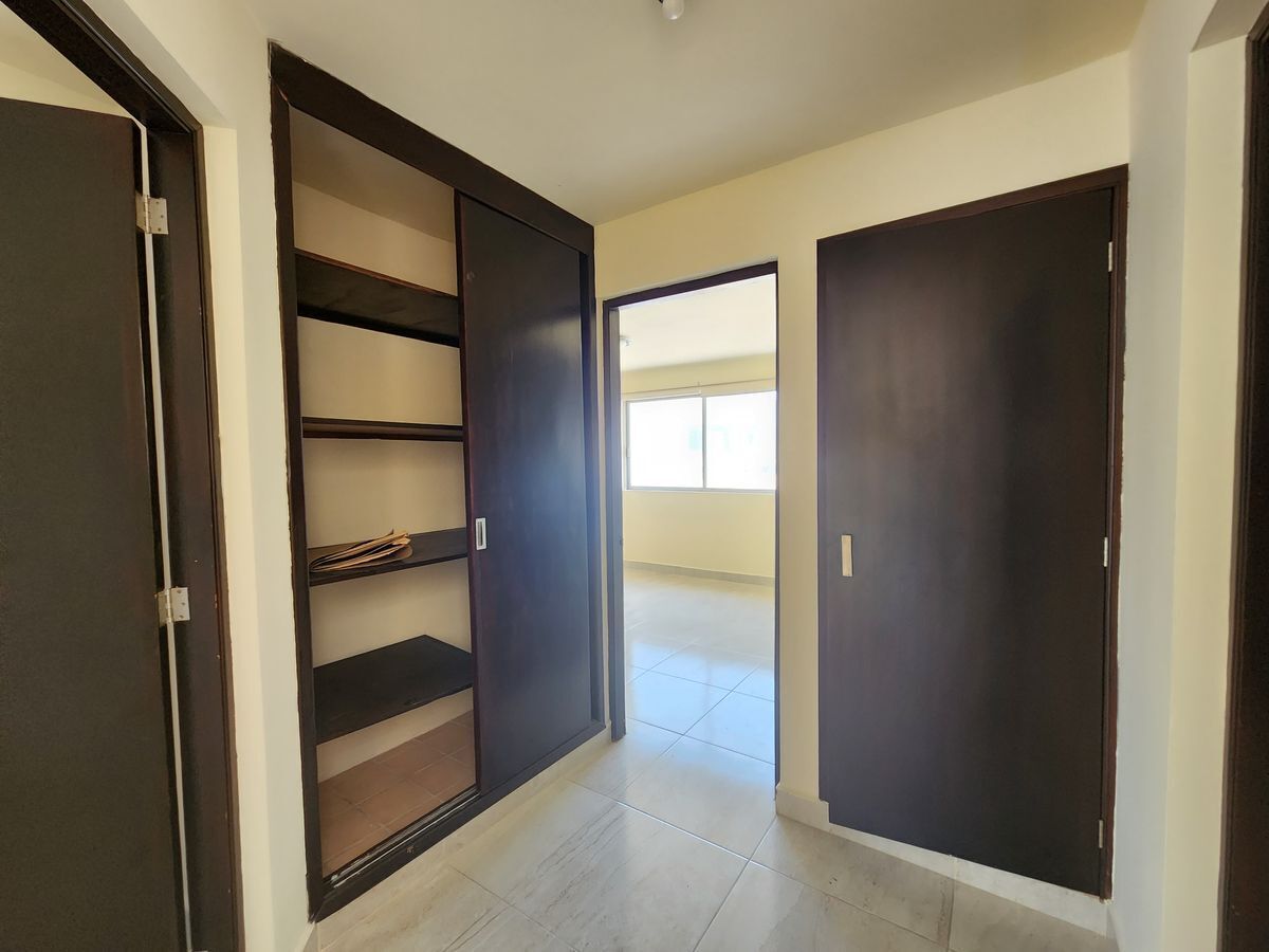 casa-en-venta-en-buen-estado-fracc-costa-de-oro17-35827