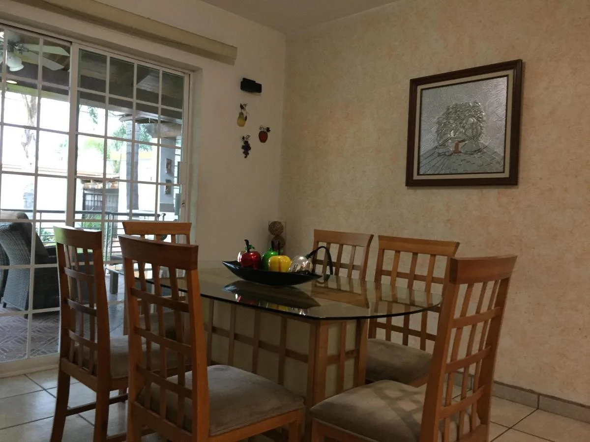 casa-en-venta-en-caada-juriquilla-de-1-piso40-17209